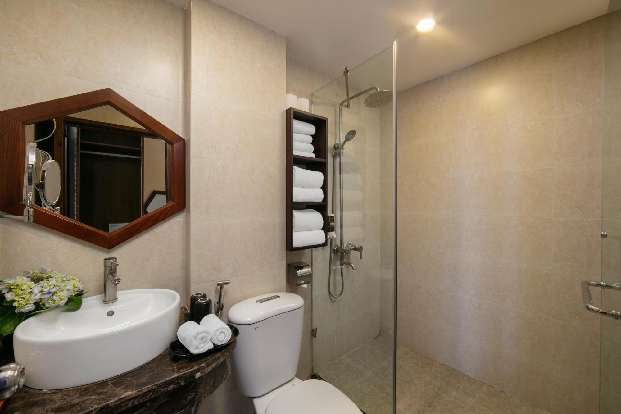 Victory Legend Hotel & Spa Hanoi Exterior photo